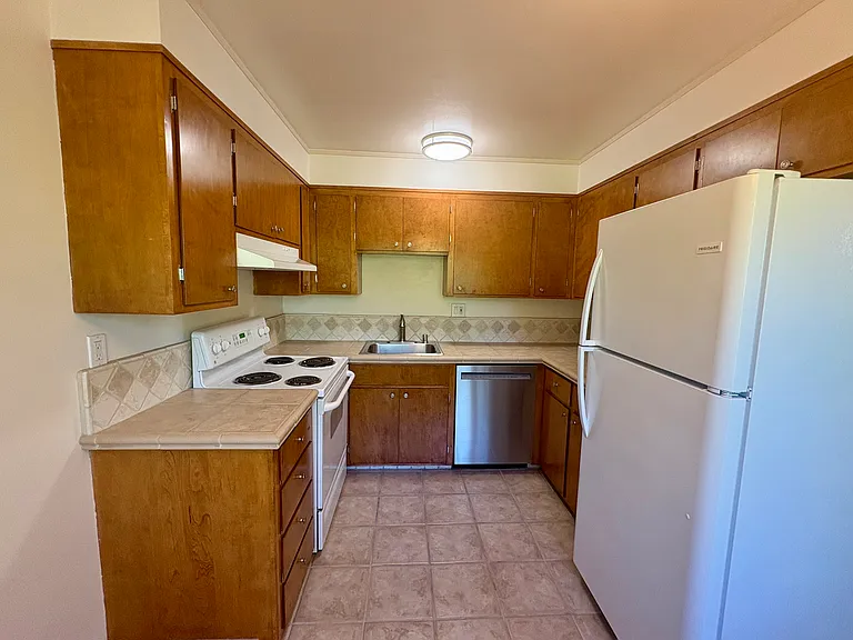 1340 Mills St #3 — Photo 8