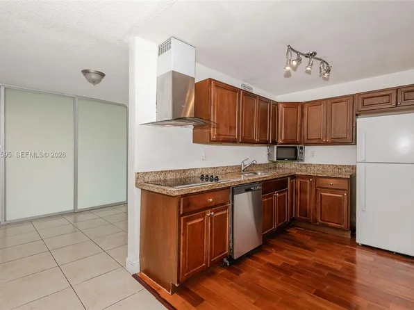 1805 Sans Souci Blvd, North Miami, FL