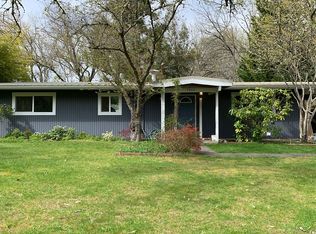 9902 SW 206th Ct, Vashon, WA 98070