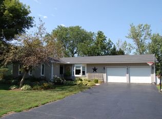 407 E Broadway St, Newark, IL 60541