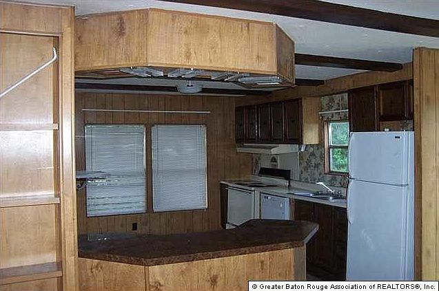 2nd image of 37482 Reinninger Rd