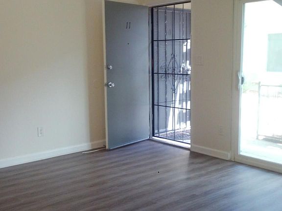 3rd image of 4663 Kansas St #1575
