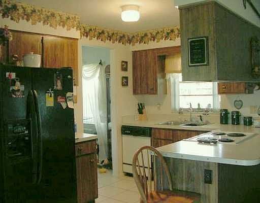 4th image of 1461 Melshire Ave