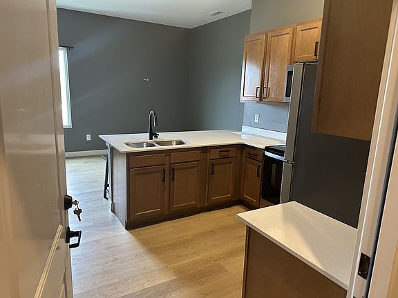 3rd image of 317 S Anderson St #10