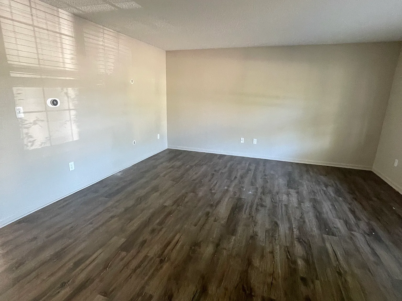 4 bed, 2.5 bath, 2260 sqft, $2,250 — Photo 3
