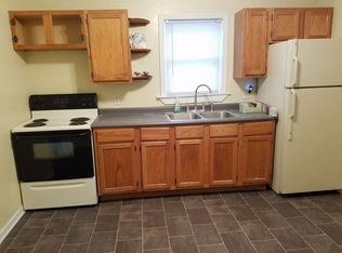 638 Bay Shore Dr, Oshkosh, WI 54901