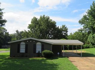 2241 Chattering Ln, Memphis, TN 38127