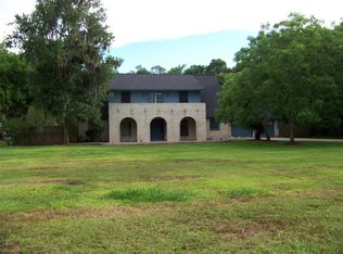 254 Fawn Trl, Lake Jackson, TX 77566