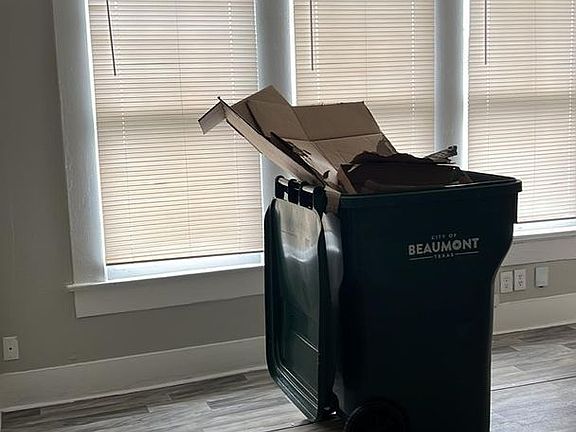 4th image of 2372 Orange St