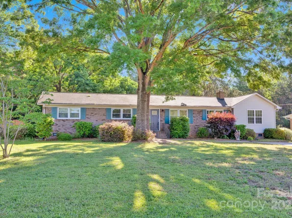 1924 Lakeview Dr, Rock Hill, SC 29732