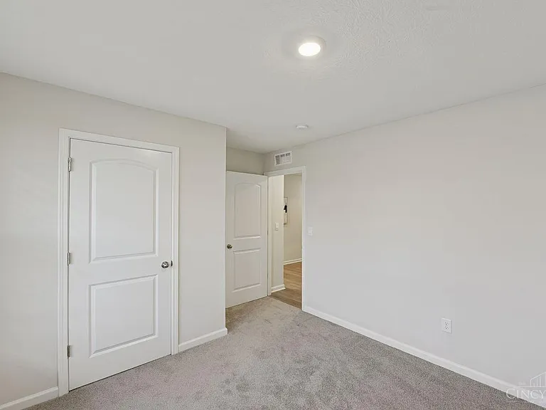 5001 Lakeview Dr — Photo 30