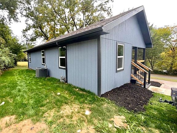 5th image of 4925 Nebraska Ave