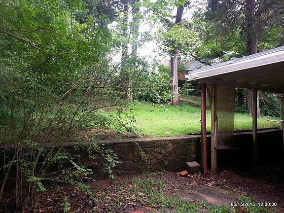 2nd image of 2415 Sunnybrook Dr