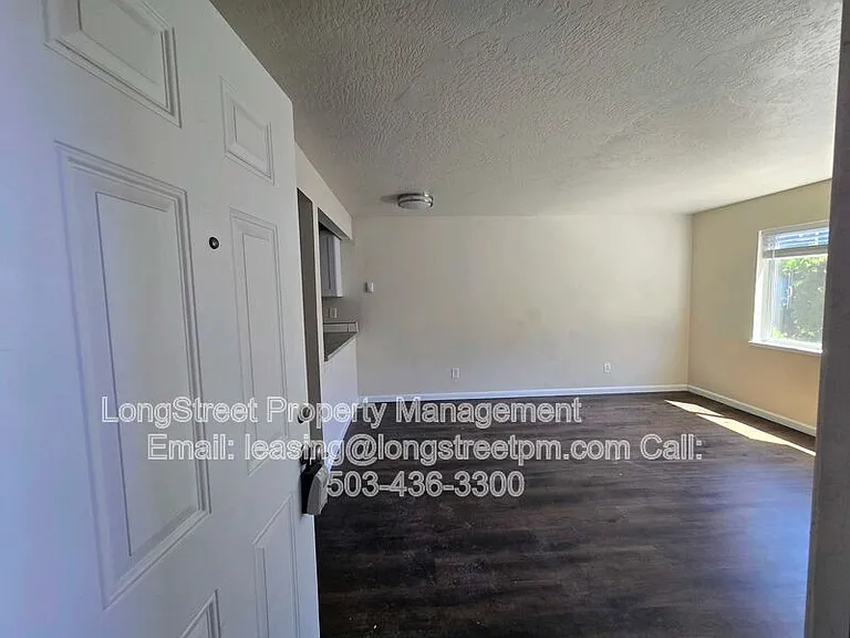 234 NW 21st St #6 — Photo 6