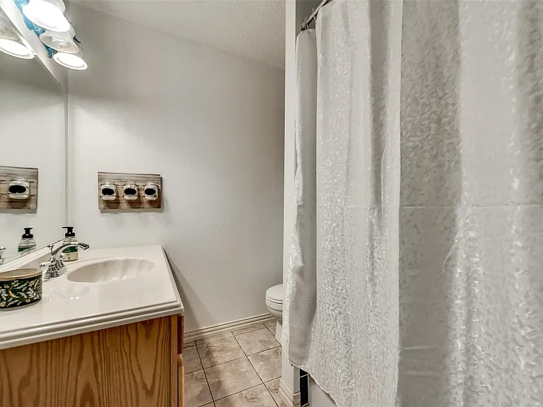 426 Westview Ter — Photo 19