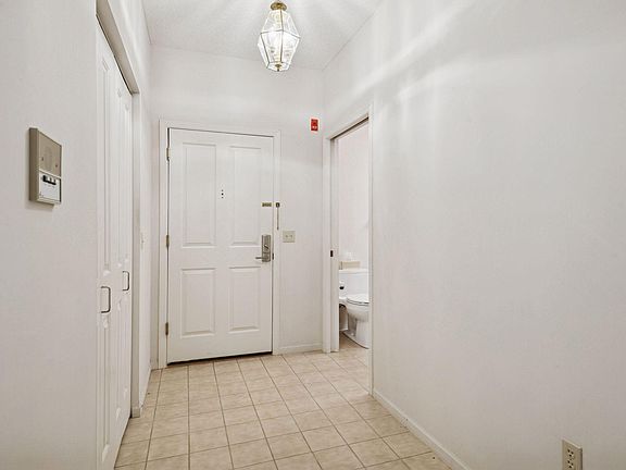 4th image of 7420 Edinborough Way APT 6106