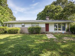 7113 Adams Dr, Fairview, TN 37062