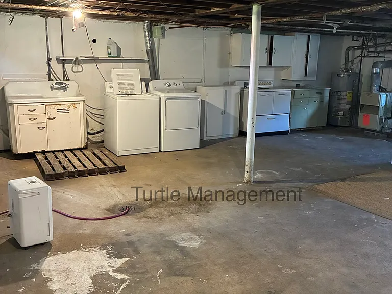 408 N Bruffey St — Photo 16