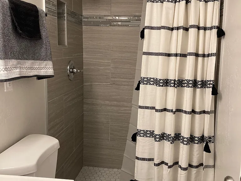 221 Hendrix Rd NW #219 — Photo 6