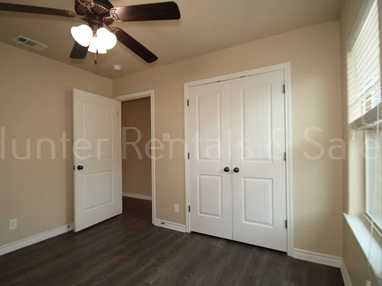702 W Orion Dr — Photo 25