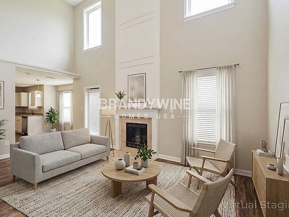 2nd image of 2801 Driftwood Ct