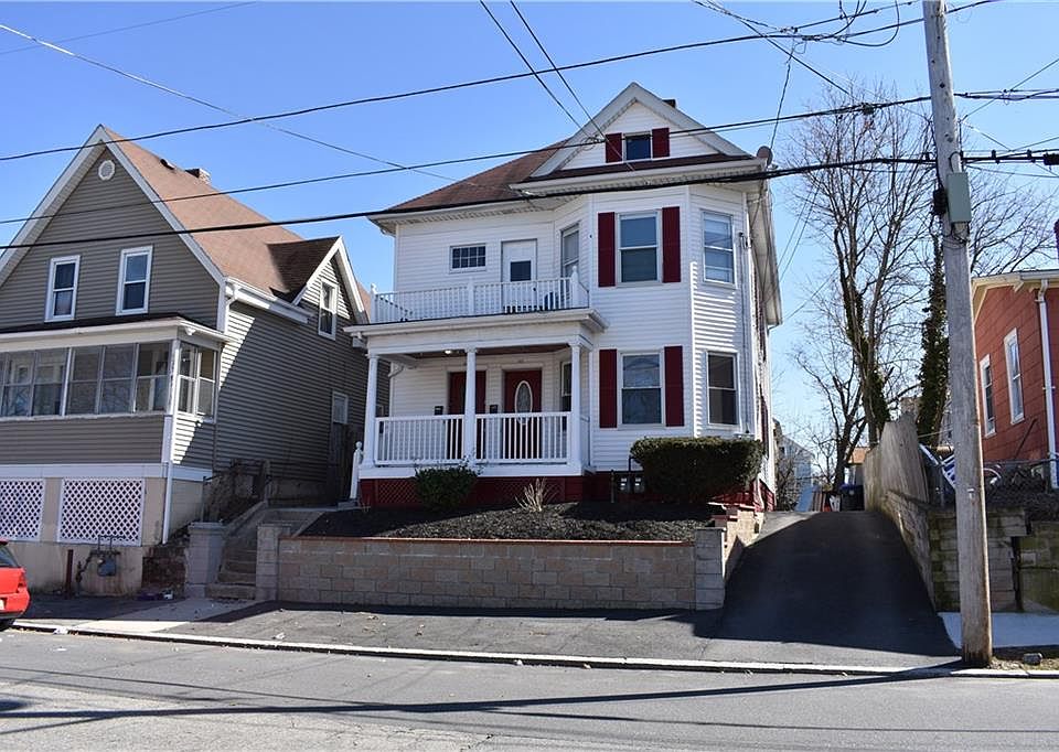 1st image of 96 Eastwood Ave