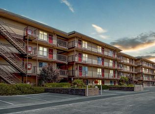 3890 Cambridge St #2AF18AF24, Las Vegas, NV 89119
