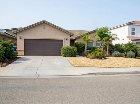 2876 W Indiana Ave, Caruthers, CA 93609