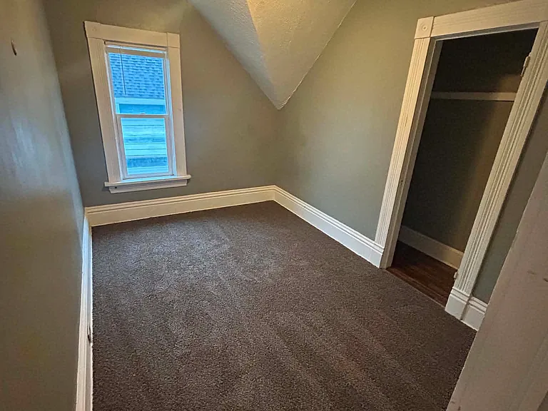 1819 Erie St #2 — Photo 6