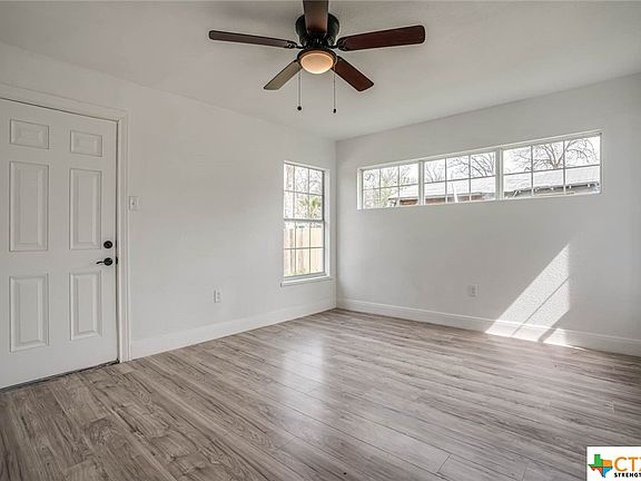3rd image of 211 Burcham Ave