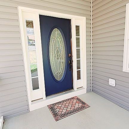 Front Door & Covered Entry