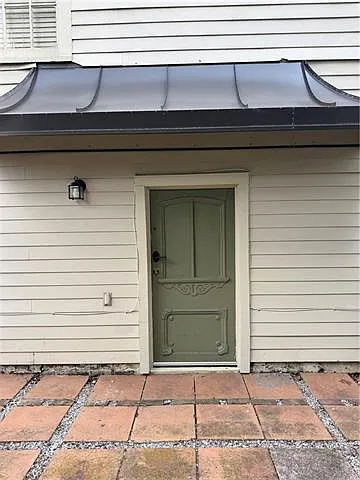 2613 Carondelet St #B — Photo 2