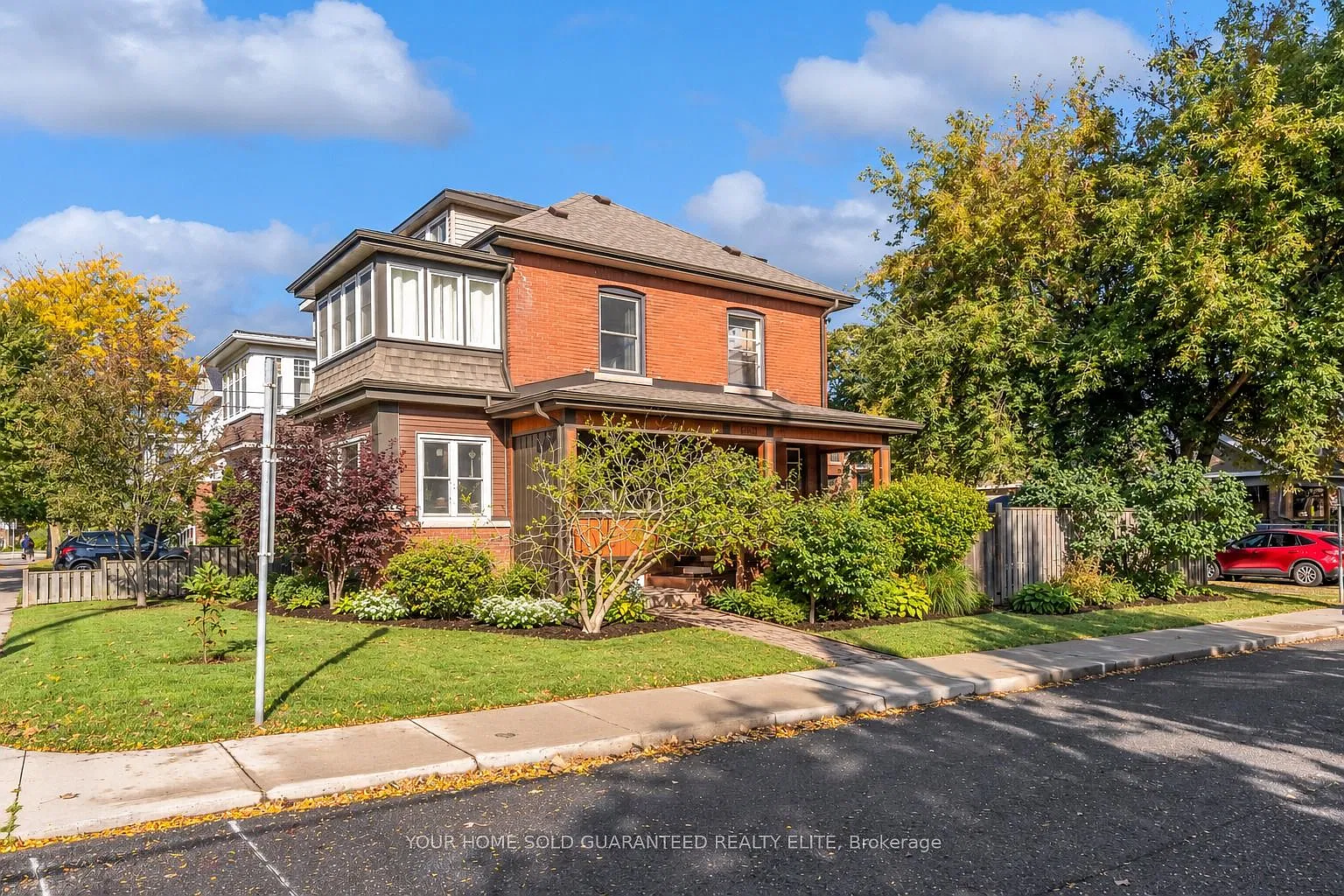 4 bed, $3,400 — Photo 2
