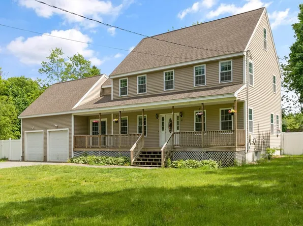 65 Pike St, Salisbury, MA 01952