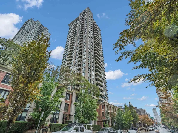 928 Homer St #1001, Vancouver, BC V6B 1T7