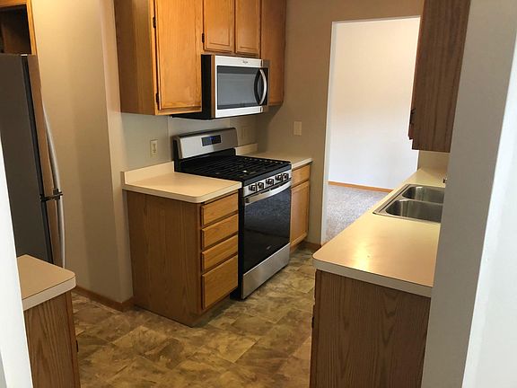 4th image of 14280 Empire Ave