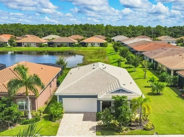 20318 Minuet Pl, Venice, FL 34293