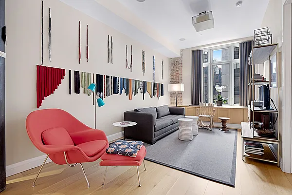 Sold by Compass | media 1