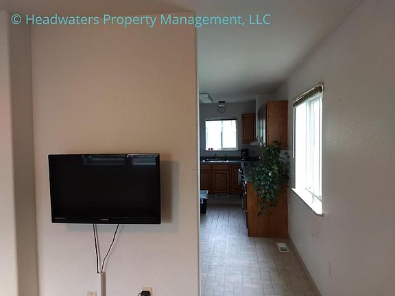3rd image of 808 W Park Ave