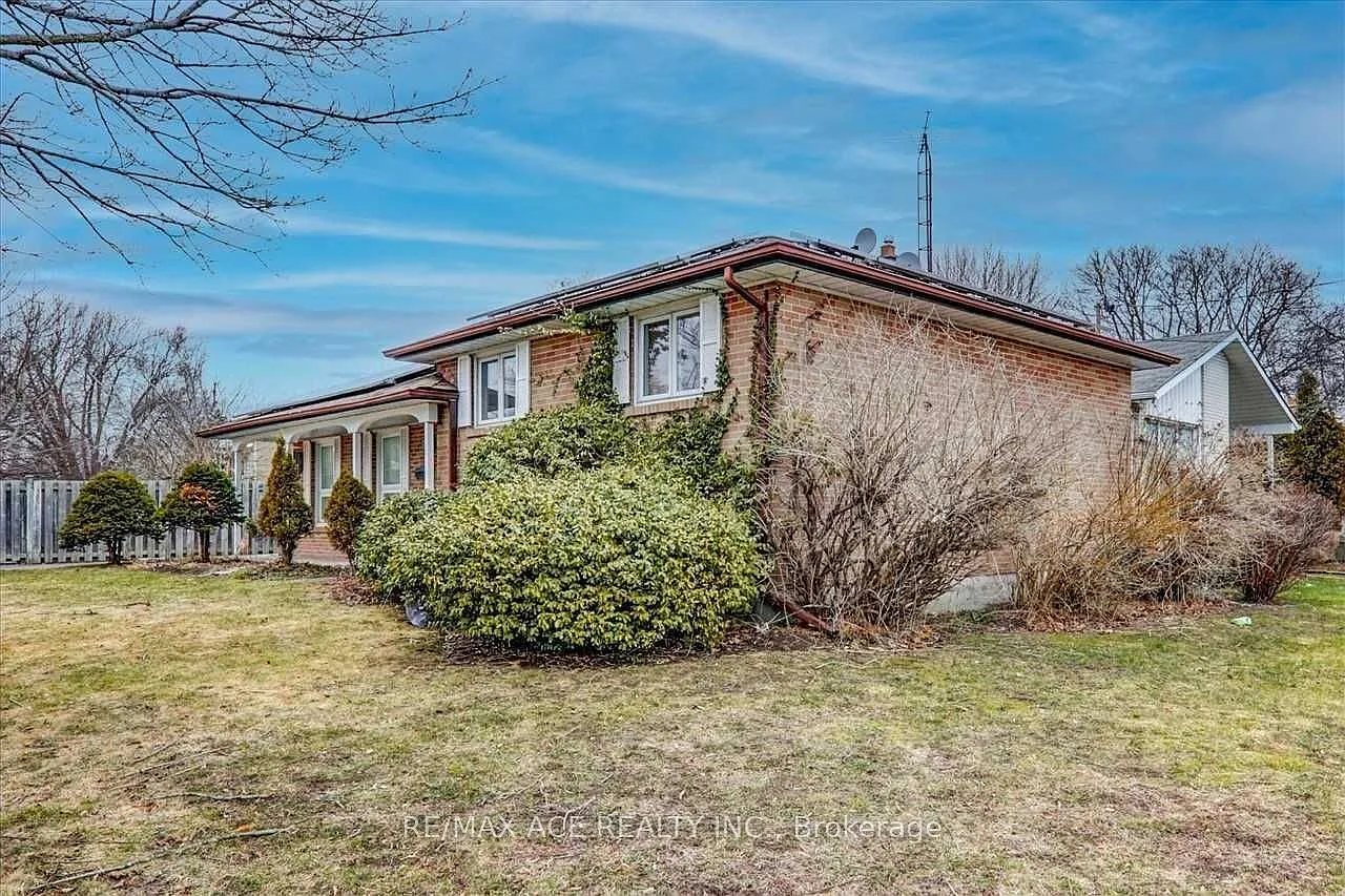 4 bed, $3,500 — Photo 2