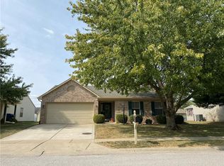 6852 Raritan Dr, Indianapolis, IN 46221