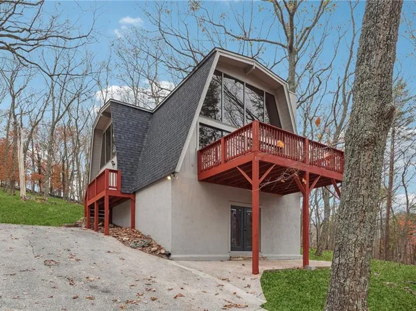 850 Lake Arrowhead Dr, Waleska, GA 30183