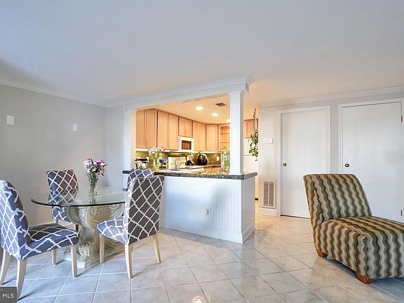 3rd image of 13309 Whitechurch Cir