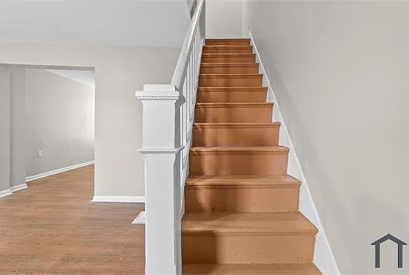 3427 Ravenwood Ave — Photo 3