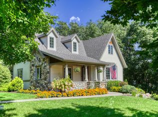 1502 Bay Rd, Johnsburg, IL 60051