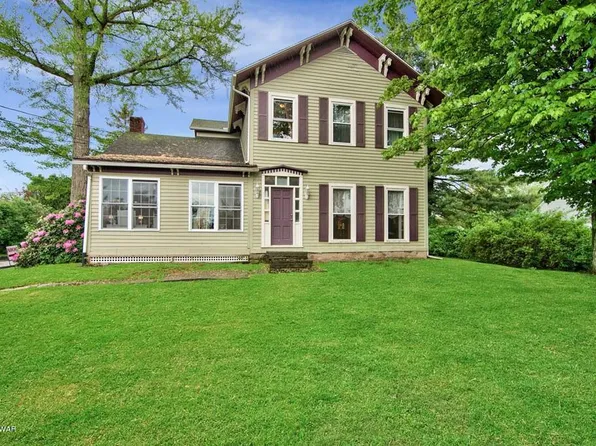 595 Easton Tpke, Lake Ariel, PA 18436