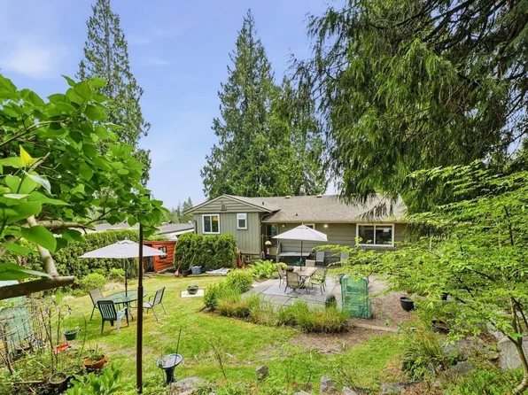1380 Coleman St, North Vancouver, BC V7K 1W6