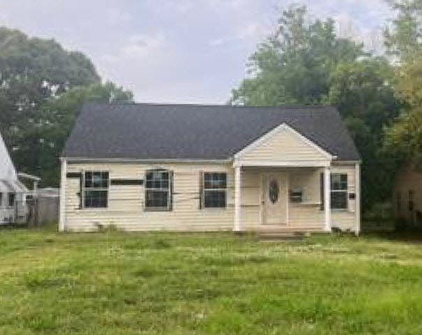 1st image of 2047 Amos St