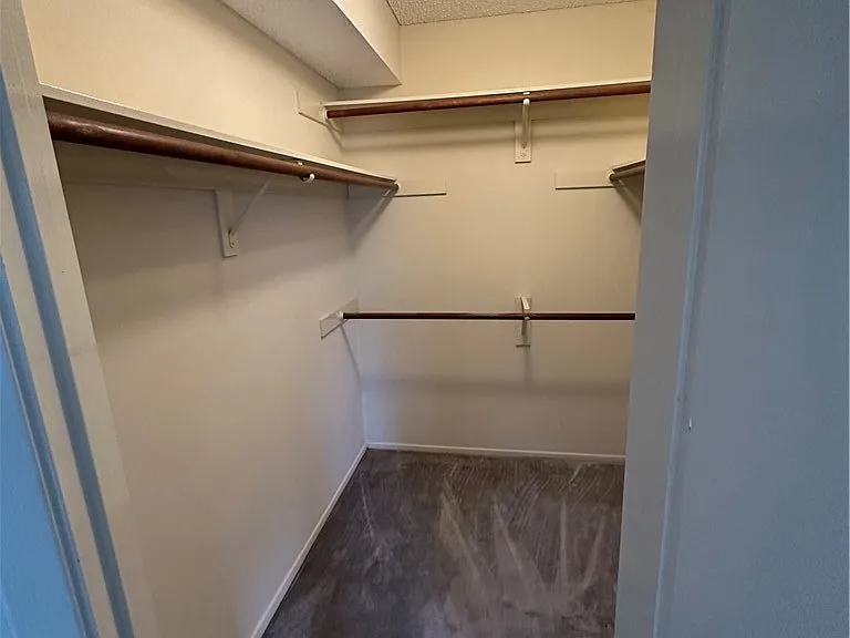 420 Milford St — Photo 28