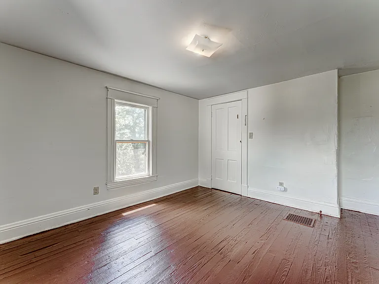 975 Dorsey Ave — Photo 27